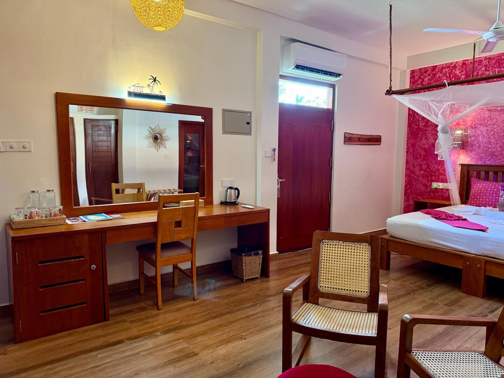 Sri Palms Bed & Breakfast Kosgoda Bagian luar foto